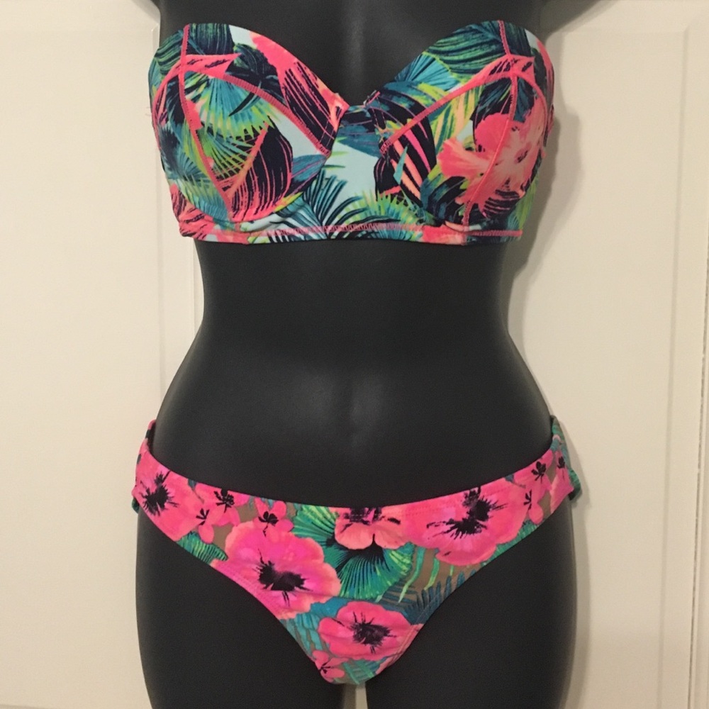 Swim suit